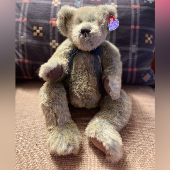 Belvedere - Beanie Buddy - Picture 1 of 5